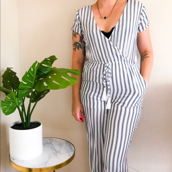 Grey & white striped jumpsuit - Picture 1 of 1